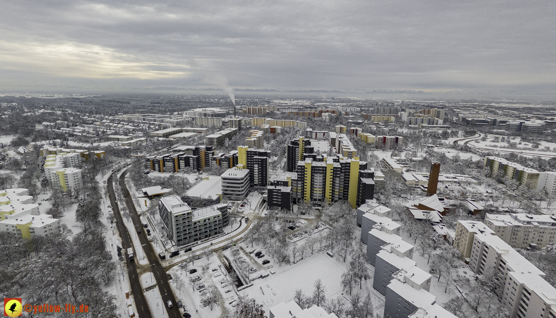 04.12.2021 - Karl-Marx-Ring und Marx-Zentrum in Neuperlach